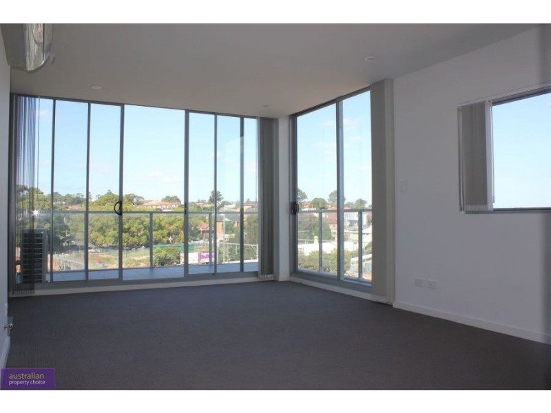 0 4 charles street, Canterbury NSW 2193