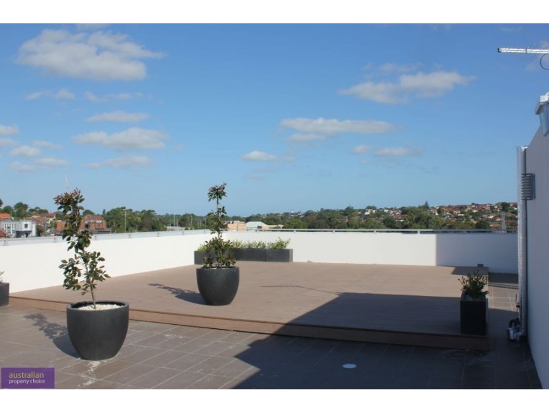 0 4 charles street, Canterbury NSW 2193