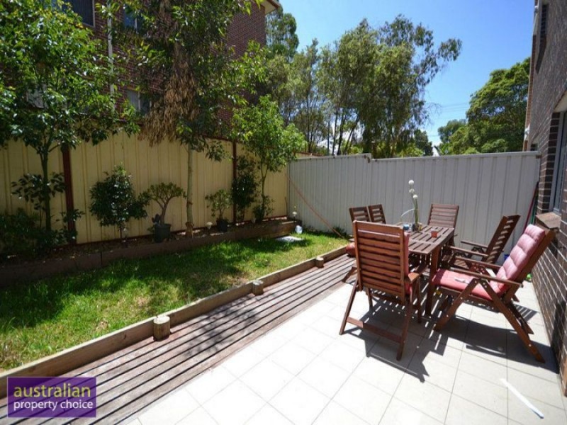 2 / 58-60 Cairds Avvenue, Bankstown NSW 2200