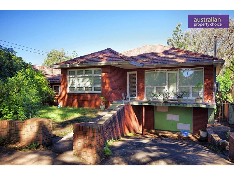 51 Cairns Ave, Riverwood NSW 2210