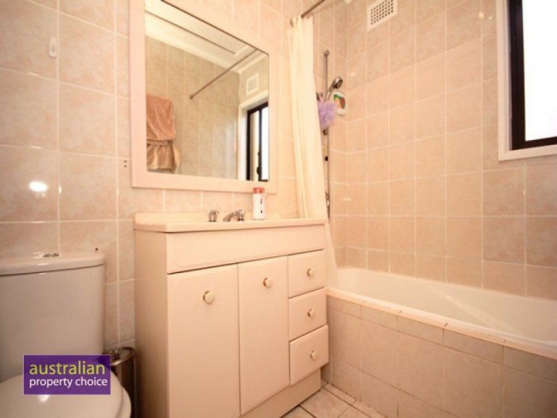 53 Railway Parade, Condell Park NSW 2200