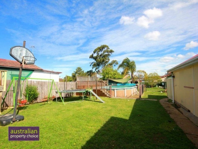 53 Railway Parade, Condell Park NSW 2200