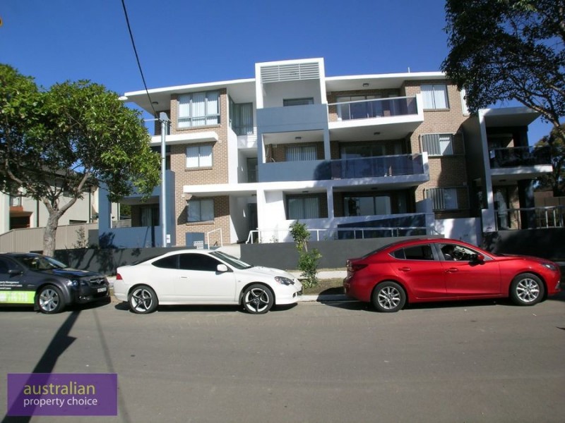 13 / 23-25 Gover Street, Peakhurst NSW 2210