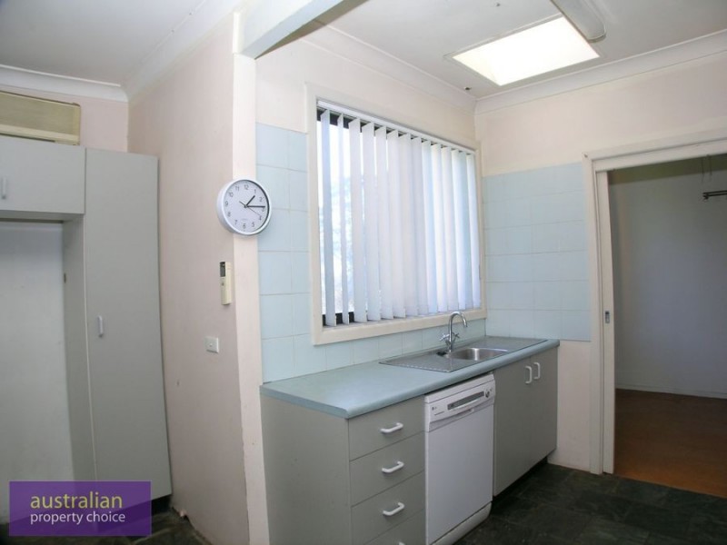 51 Gover Street, Peakhurst NSW 2210