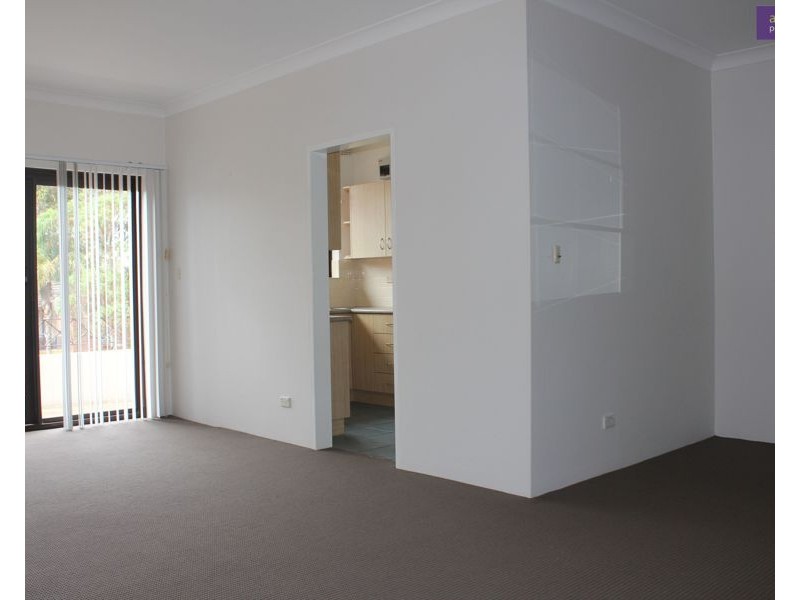 7/10-12 Carnarvon Street, Carlton NSW 2218