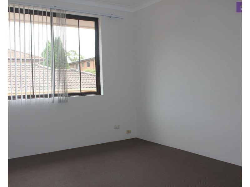 7/10-12 Carnarvon Street, Carlton NSW 2218