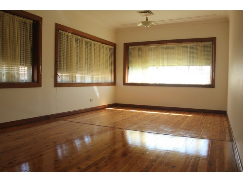 19 Barnsbury Grove, Bexley North NSW 2207