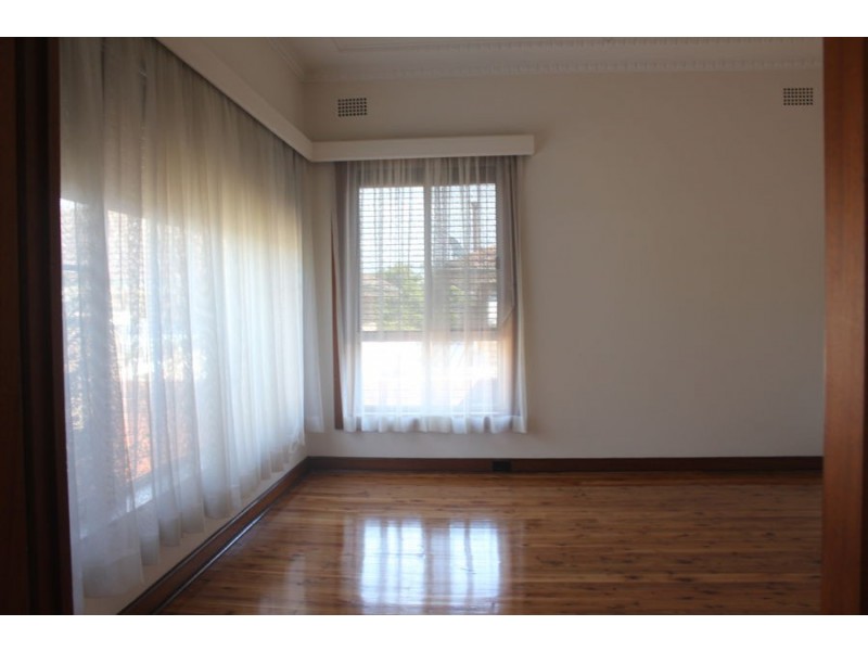 19 Barnsbury Grove, Bexley North NSW 2207