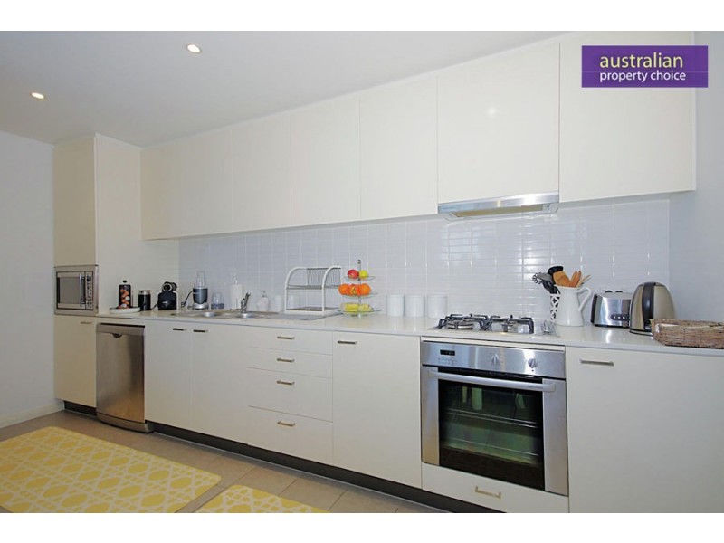 784 /33 Hill Road, Wentworth Point NSW 2127