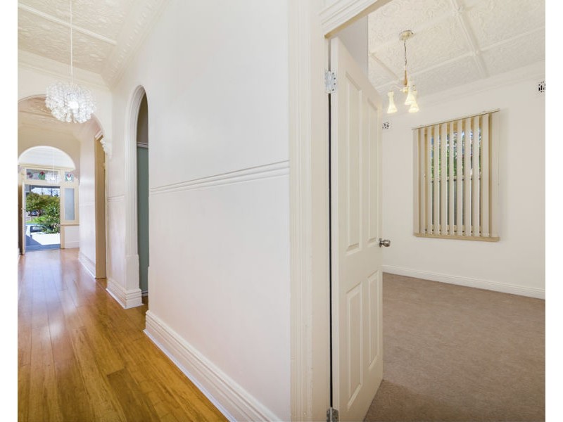 33 Wardell Rd, Lewisham NSW 2049