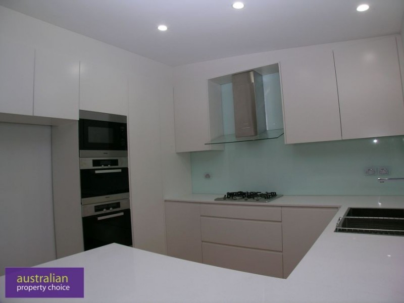 19 Sandakan Road, Revesby Heights NSW 2212