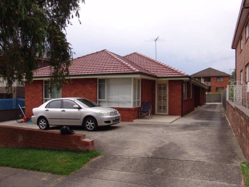 1/19 Platts Ave, Belmore NSW 2192