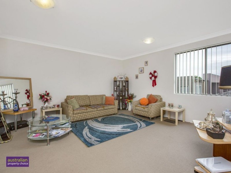 2/4-6 Coleridge Street, Riverwood NSW 2210