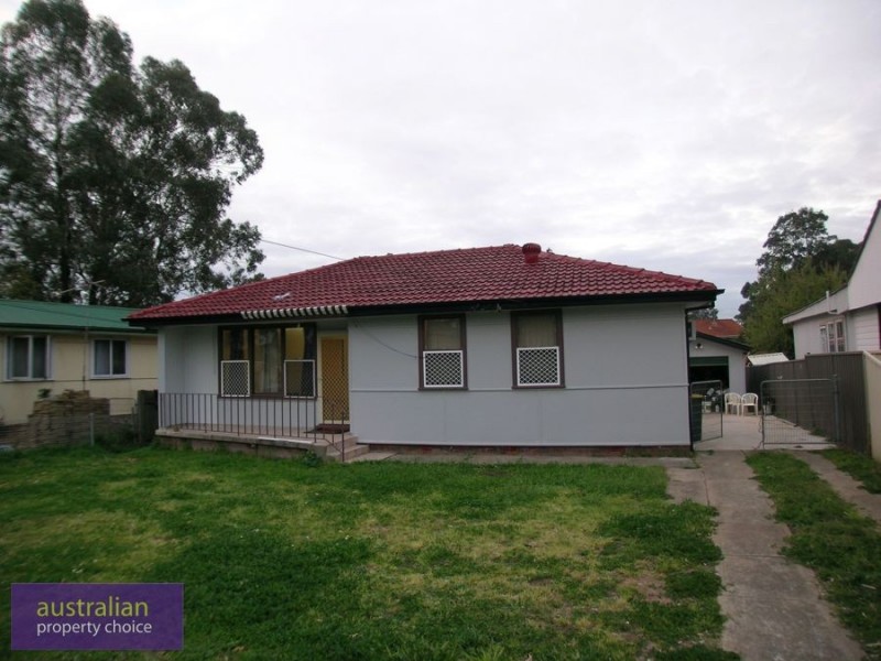 Heckenberg NSW 2168