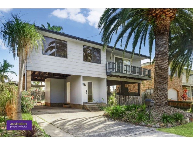 104 Lakedge Avenue, Berkeley Vale NSW 2261