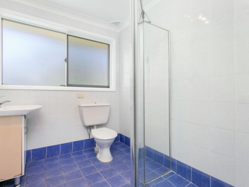 22 Akuna Ave, Bradbury NSW 2560