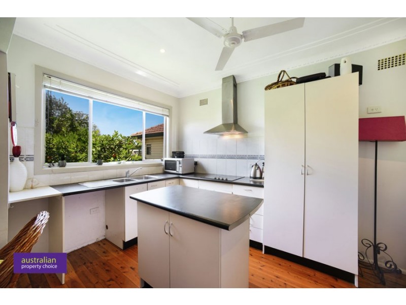 172 Trafalgar Avenue, Umina Beach NSW 2257