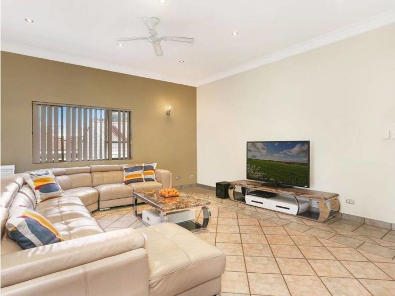 7 Ruby Street, Hurstville NSW 2220