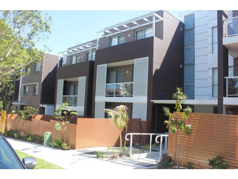 4-8 Pearce Ave, Peakhurst NSW 2210