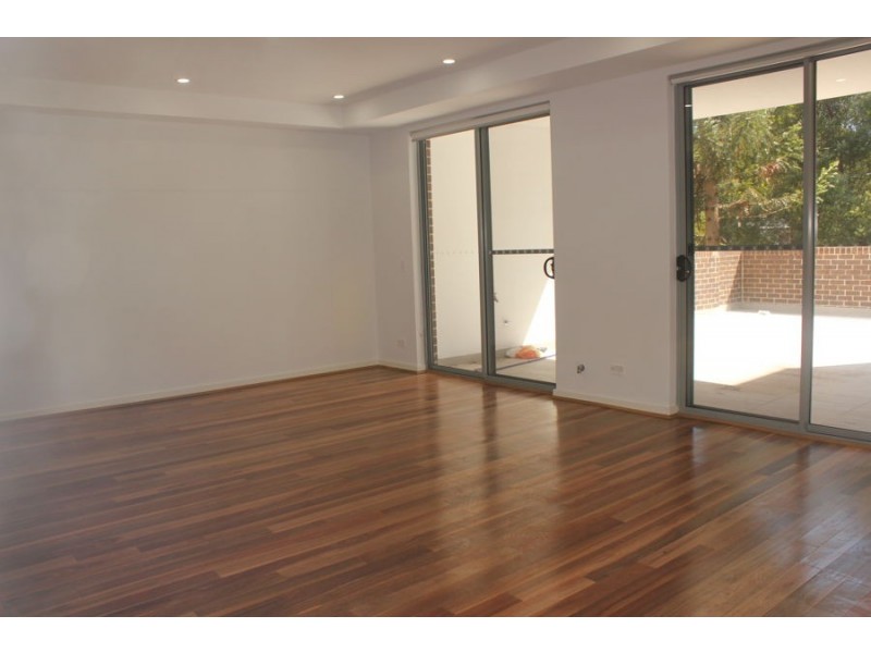 4-8 Pearce Ave, Peakhurst NSW 2210