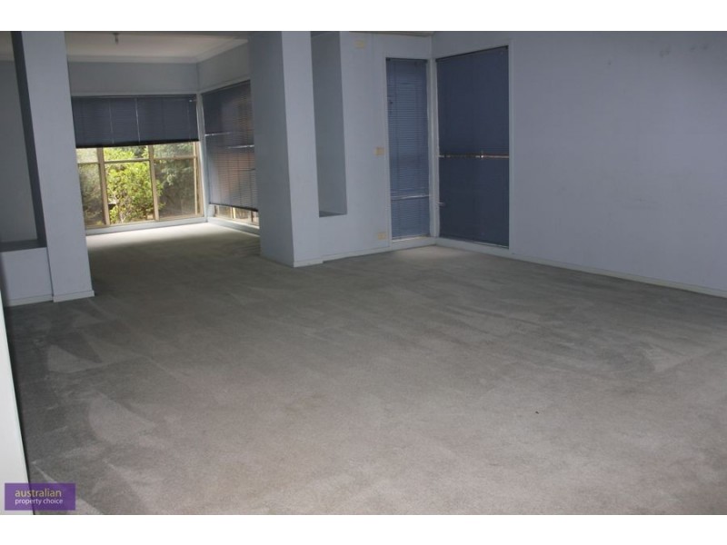 18 Peake Parade, Peakhurst NSW 2210