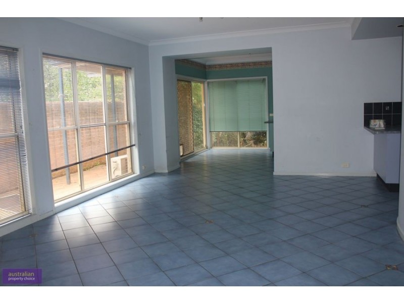 18 Peake Parade, Peakhurst NSW 2210