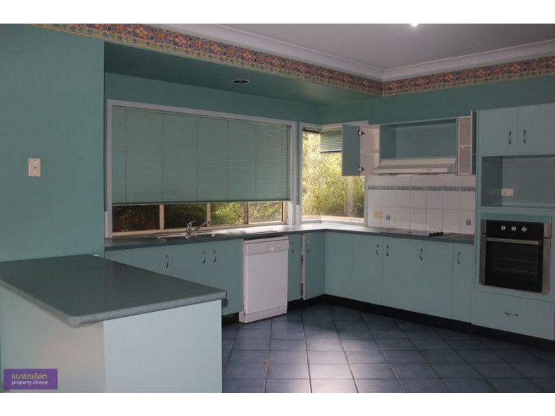 18 Peake Parade, Peakhurst NSW 2210