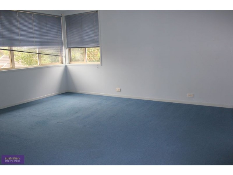 18 Peake Parade, Peakhurst NSW 2210