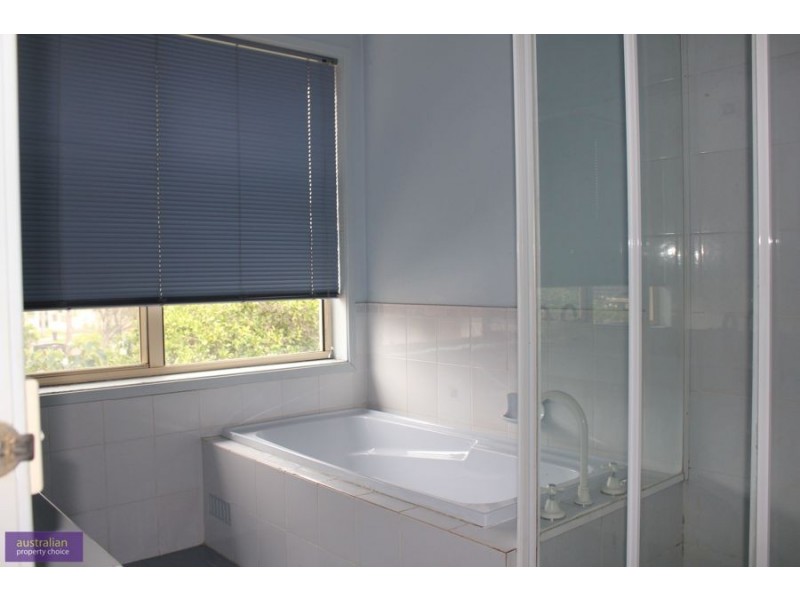 18 Peake Parade, Peakhurst NSW 2210
