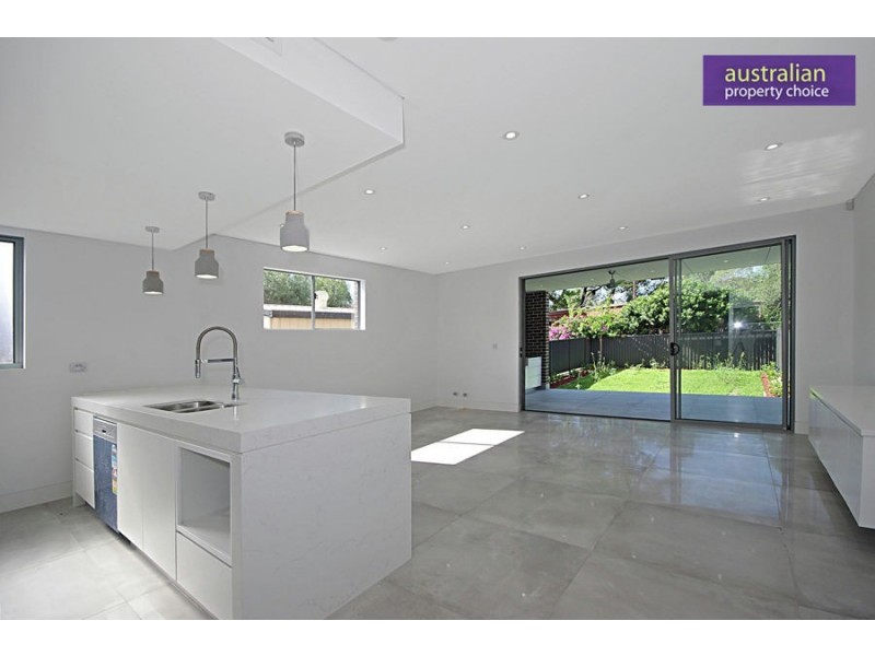 35 Junction Road, Beverly Hills NSW 2209