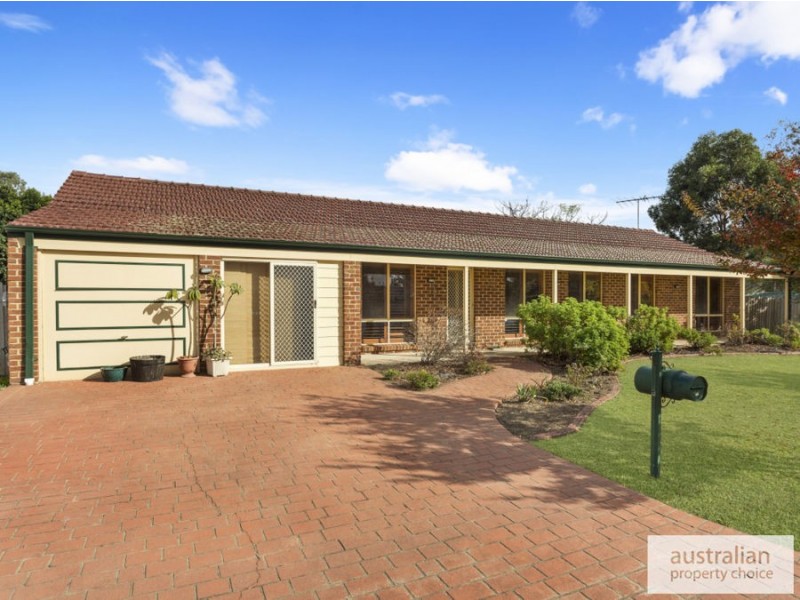 10 Tivoli Court, Wattle Grove NSW 2173