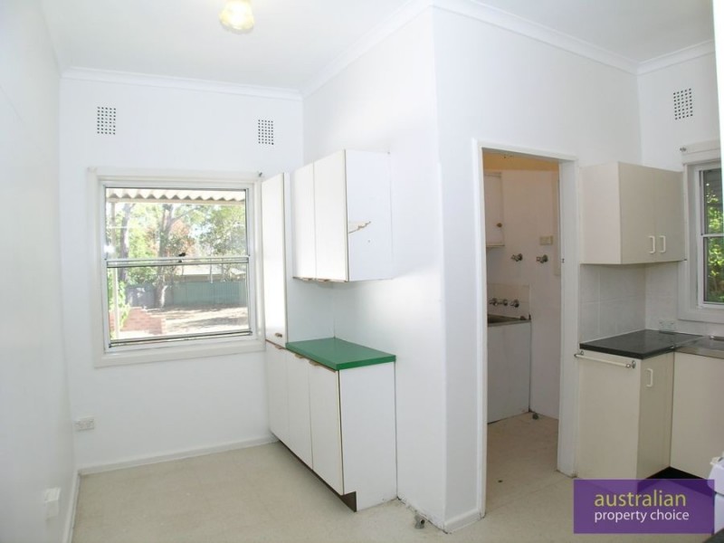 2 Wyreema Avenue, Padstow NSW 2211
