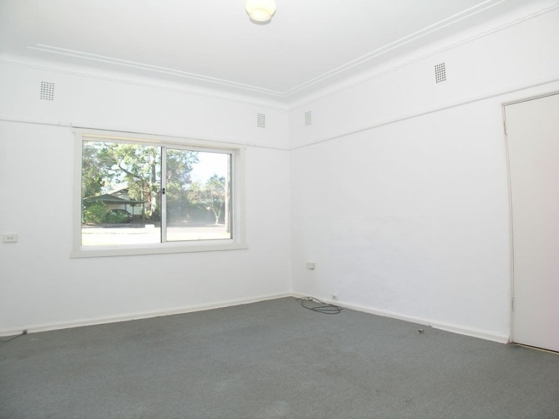2 Wyreema Avenue, Padstow NSW 2211
