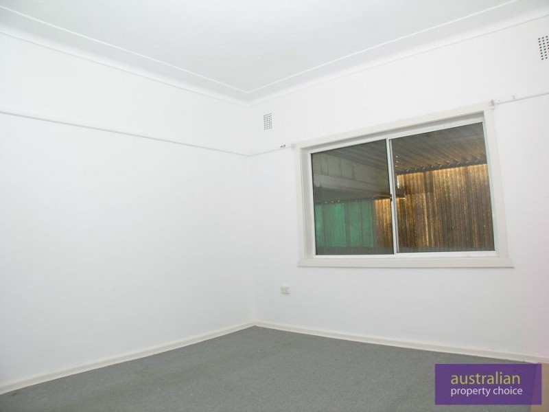 2 Wyreema Avenue, Padstow NSW 2211