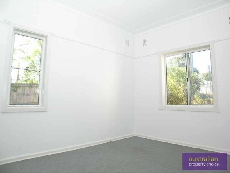 2 Wyreema Avenue, Padstow NSW 2211