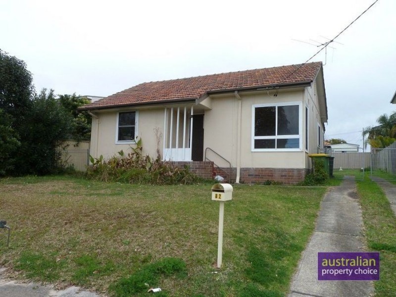 82 MAIDEN STREET, Greenacre NSW 2190