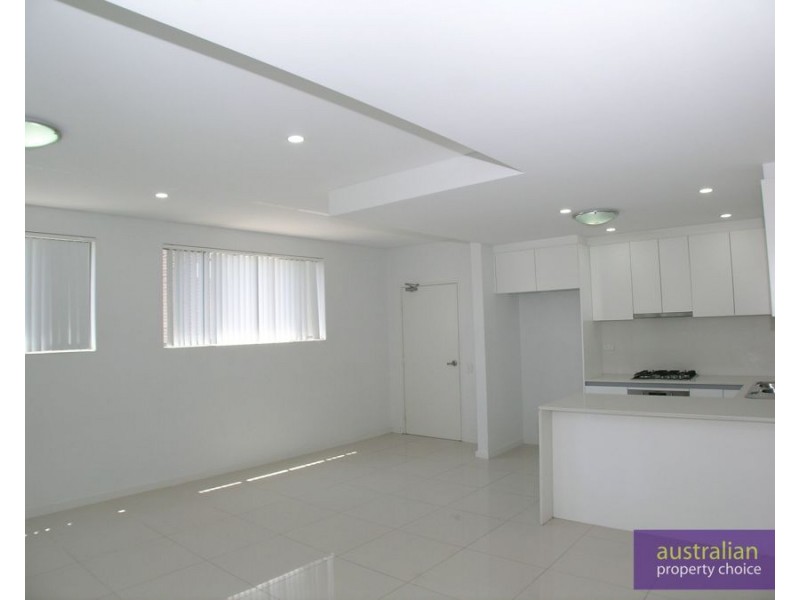 15/3-7 Gover Street, Peakhurst NSW 2210