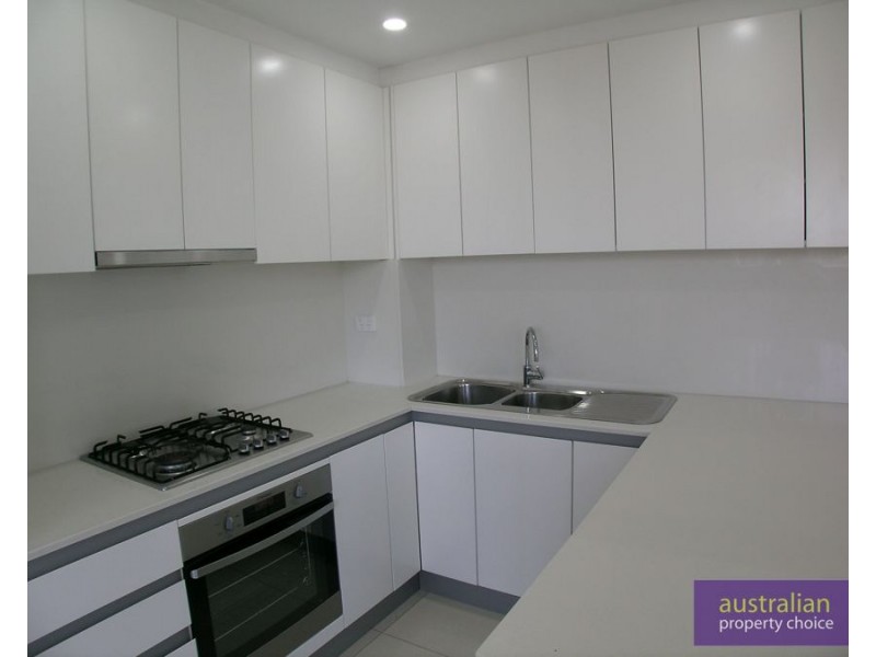 15/3-7 Gover Street, Peakhurst NSW 2210