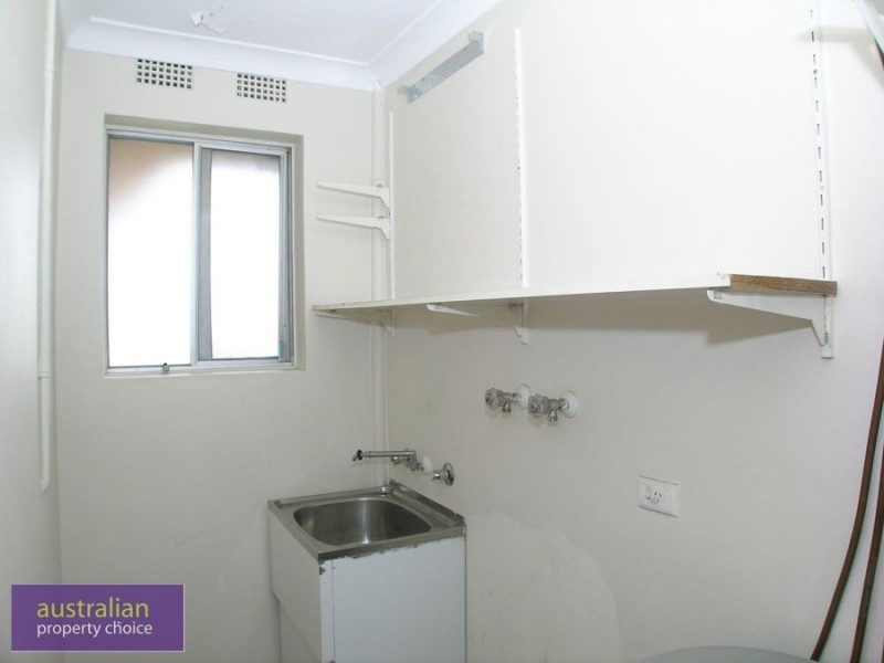 6/30 Phillip Street, Roselands NSW 2196