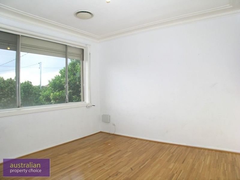 87 Flowerdale Road, Liverpool NSW 2170