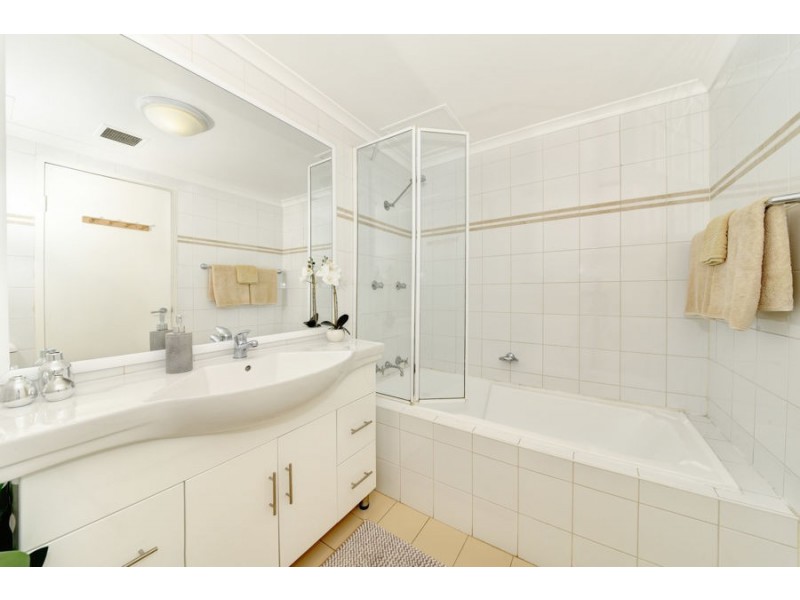 810/3 Rockdale Plaza Dr, Rockdale NSW 2216