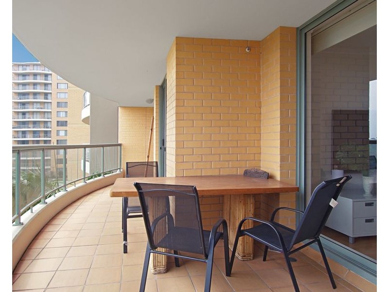 801/3 Rockdale Plaza Dr, Rockdale NSW 2216