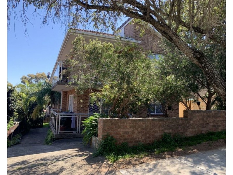 4/5 Maher St, Hurstville NSW 2220