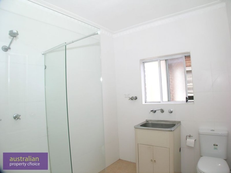 2/241 Kingsgrove Road, Kingsgrove NSW 2208