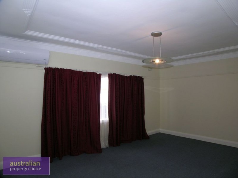 2/241 Kingsgrove Road, Kingsgrove NSW 2208