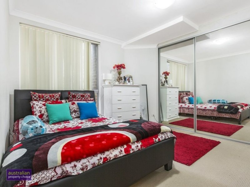 2/ 4-6 Coleridge St, Riverwood NSW 2210