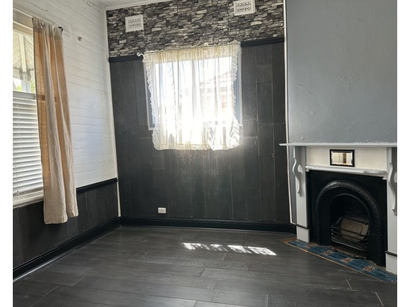 7 Cameron Street, Carlton NSW 2218