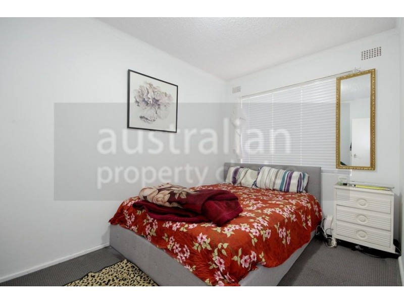 1/106 Sproule Street, Lakemba NSW 2195