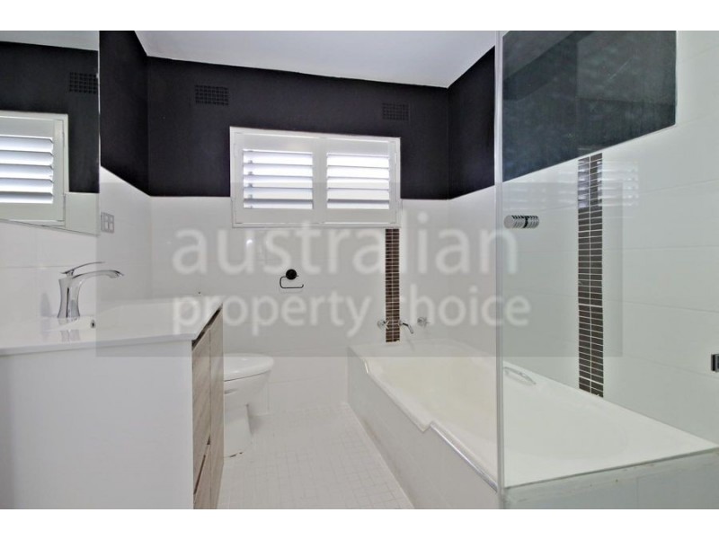 10/207 Haldon Steet, Lakemba NSW 2195