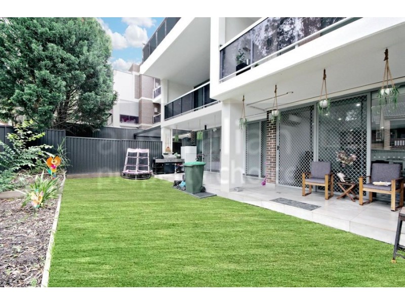 2/4-8 Hugh Ave, Peakhurst NSW 2210